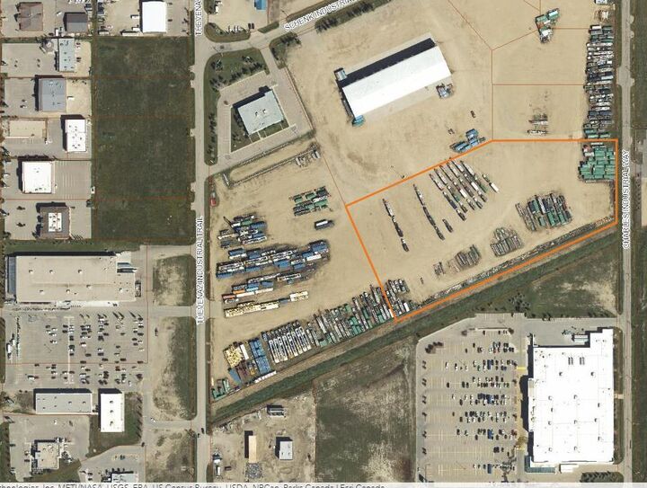 Property Photo: 22 Charles Industrial Way AB T4S 0B6