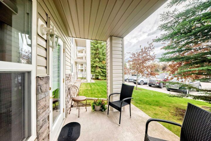Property Photo: 5000 Somervale Court SW 105 AB T2Y 4M1