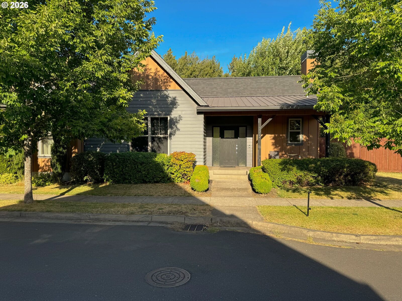 Property Photo:  375 Mia Ln  OR 97401 