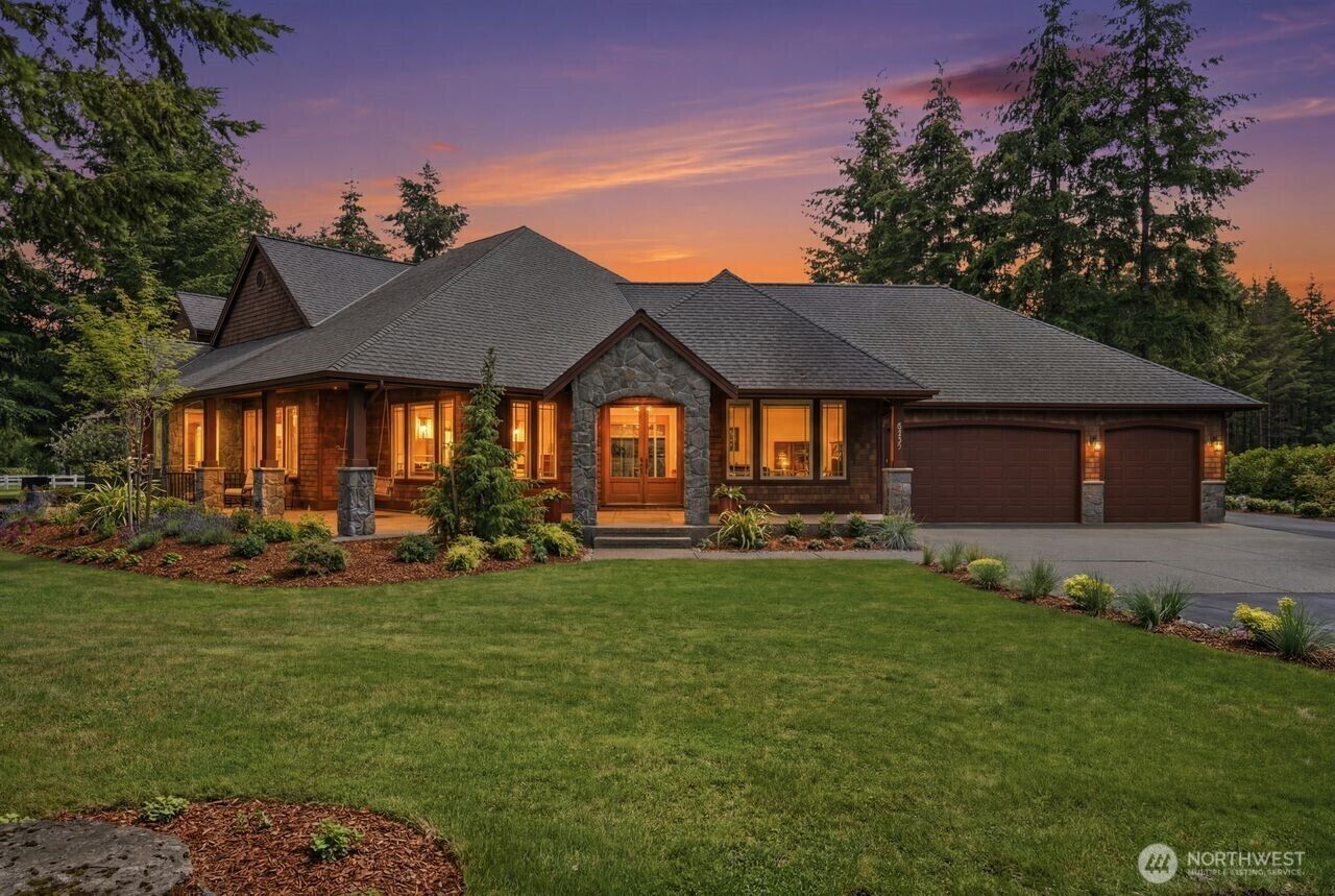 Property Photo: 22407 SE Sawyer Ridge Way WA 98010