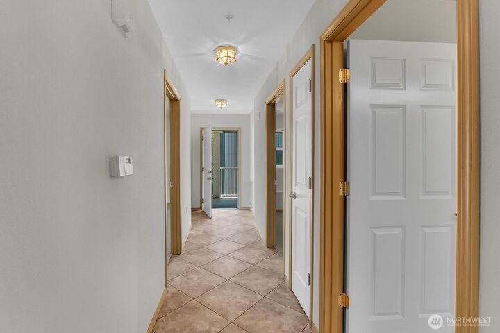 Property Photo: 1318 37th Street 2-432 WA 98201