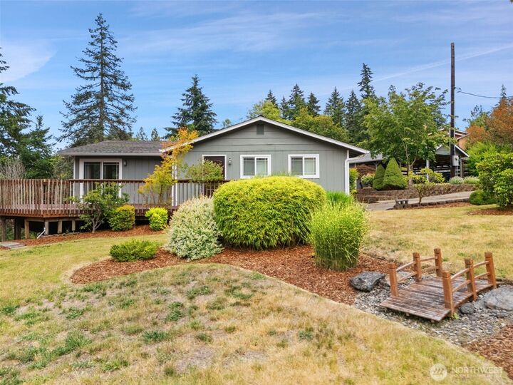 Property Photo: 1190 E Daniels Road WA 98584