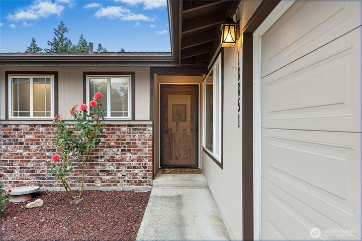 Property Photo:  18851 SE 244th Place  WA 98042 