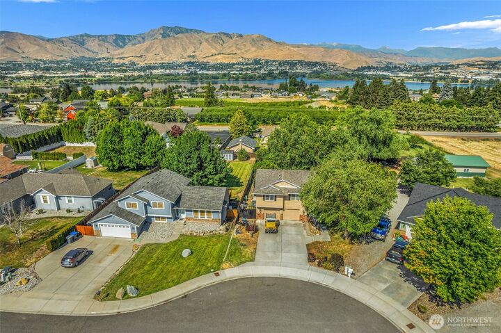 Property Photo: 2970 Cascade Ridge WA 98802
