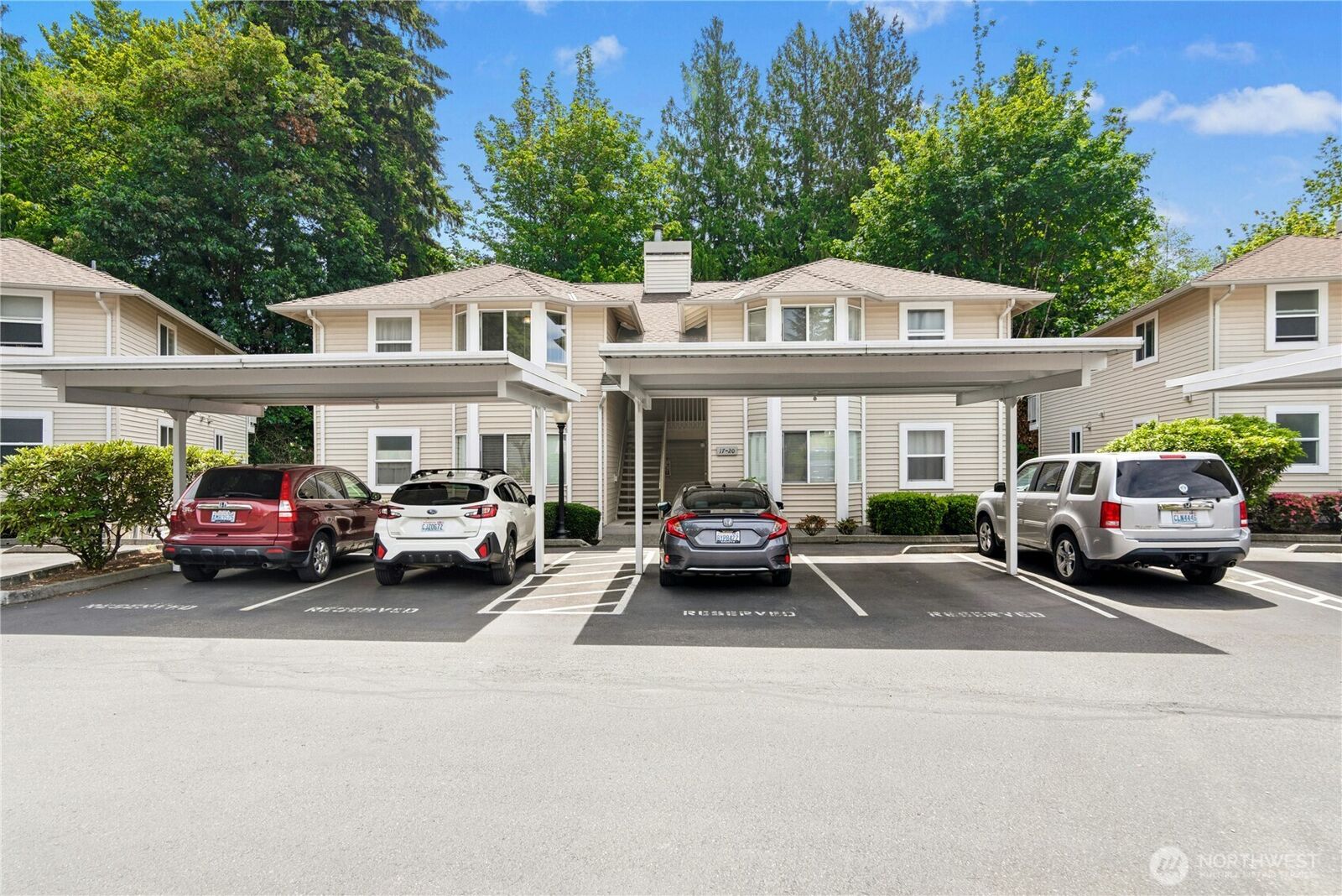 Property Photo: 1101 10th Street 19 WA 98290