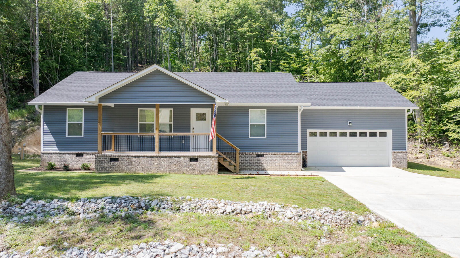 Property Photo:  380 Earl Broady Road  TN 37332 