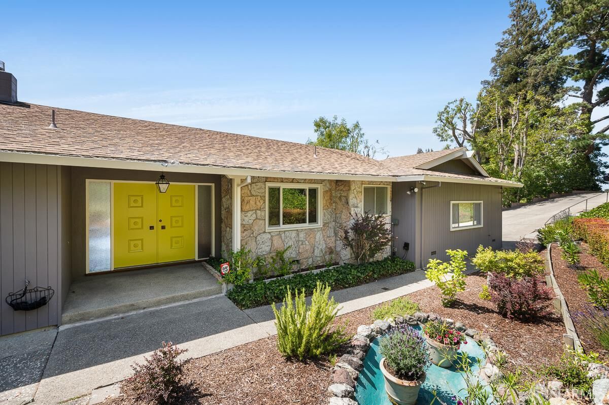 Property Photo:  2714 Summit Drive  CA 94010 