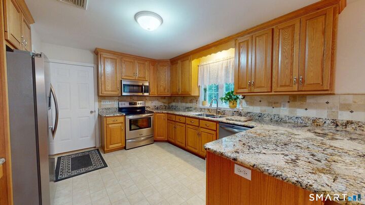 Property Photo:  364 Mountain Road  CT 06071 