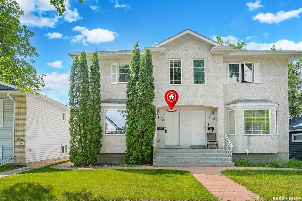 Property Photo:  1122 12th Street E  SK S7H 0E2 