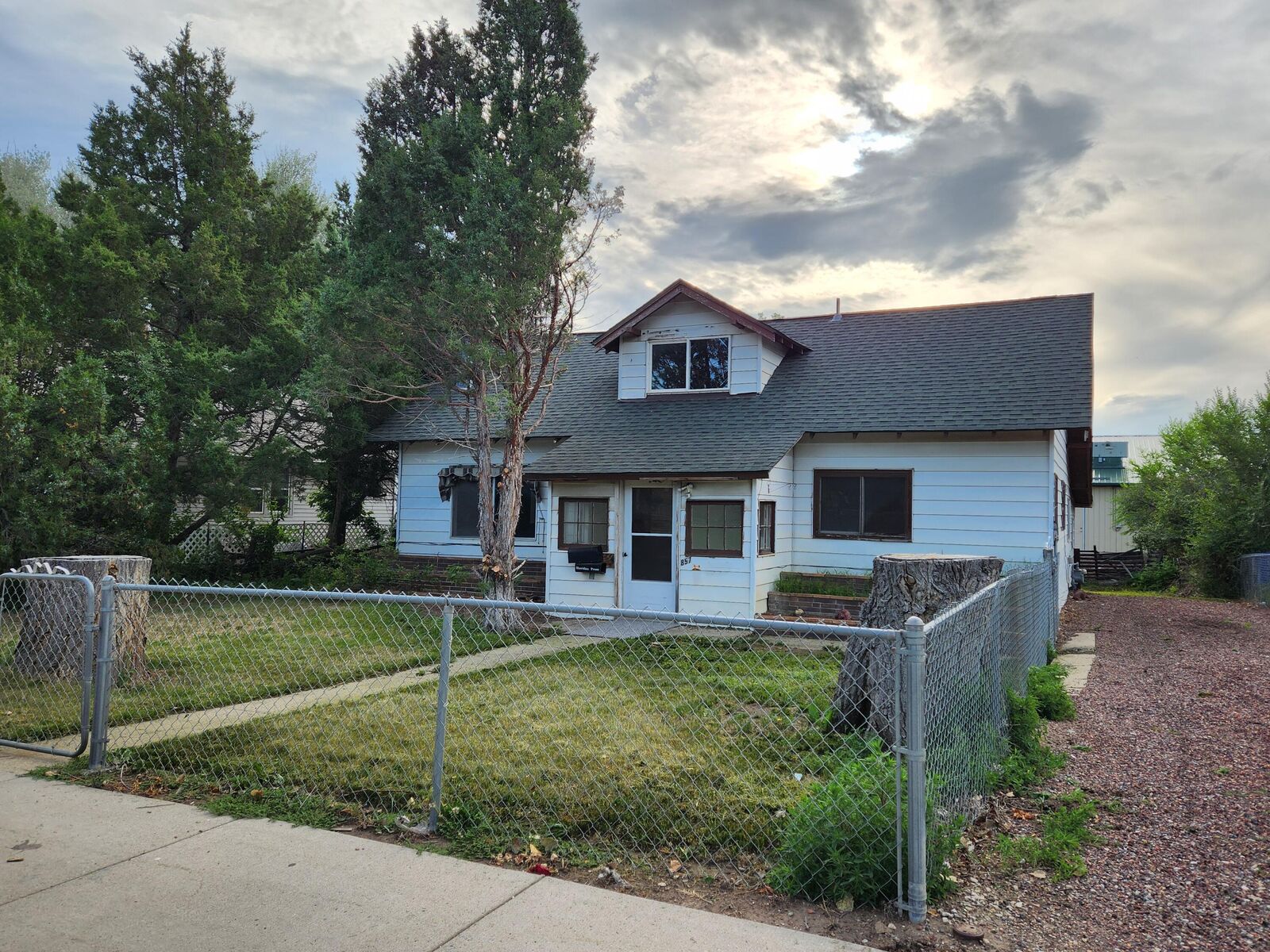 Property Photo:  857 S Sheridan Avenue  WY 82801 