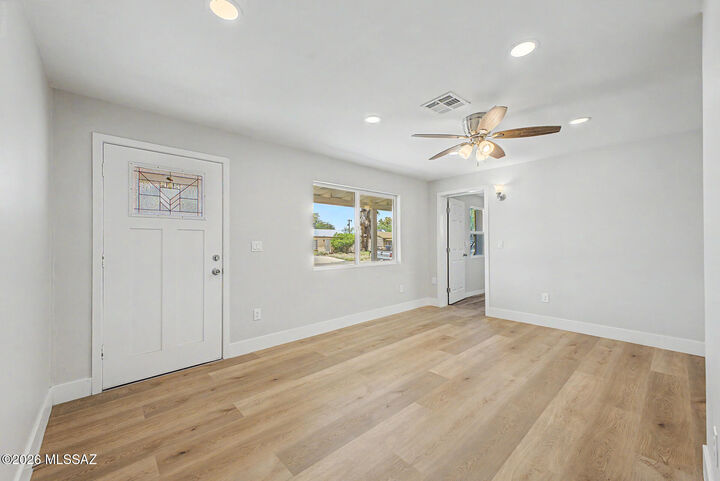 Property Photo: 2327 S Kelvin Stravenue AZ 85713