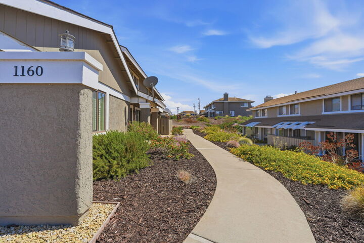 Property Photo: 1160 Sumner Place C CA 93455