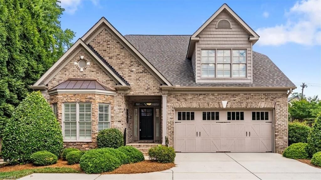 Property Photo: 19 Blakeney Place NC 27408