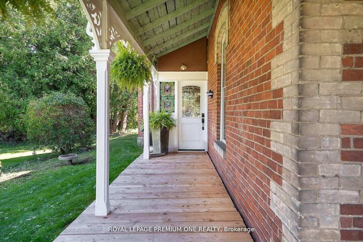 Property Photo: 14650 Heart Lake Road ON L7C 2J7