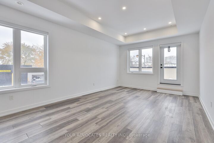 Property Photo:  9 Vivian Road  ON M1M 0E4 