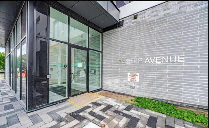 Property Photo: 33 Erie Avenue 402 ON N3S 0K7