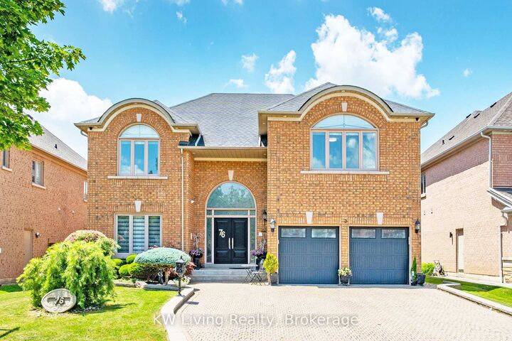 76 Silver Rose Crescent — photo 1