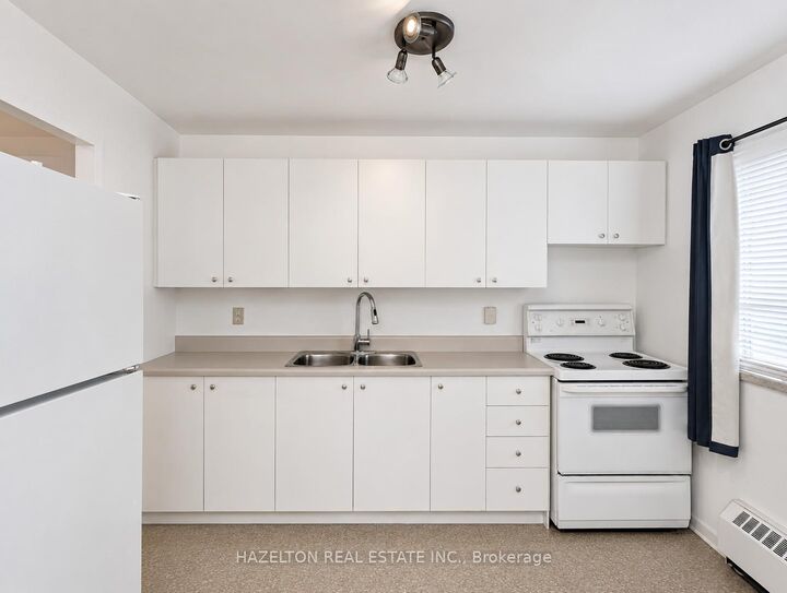 Property Photo:  1665 Bloor Street E 1001  ON L4X 1S4 