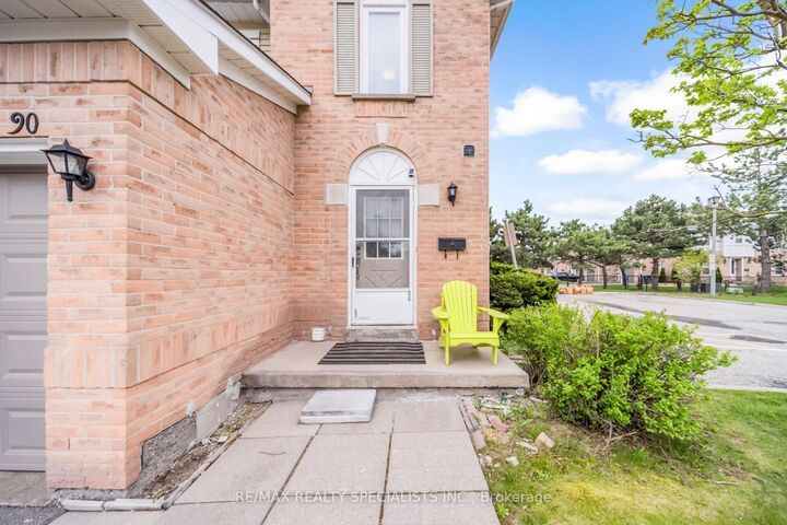 Property Photo:  90 Wickstead Street  ON L6R 1N8 