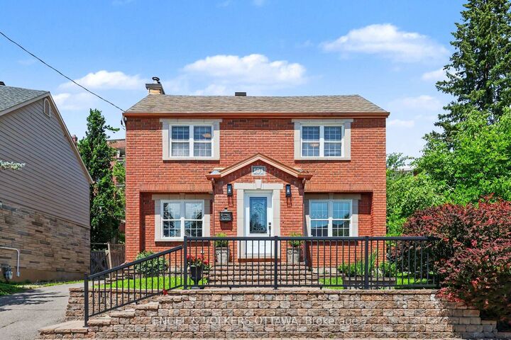 Property Photo: 101 Ivy Crescent ON K1M 1Y1