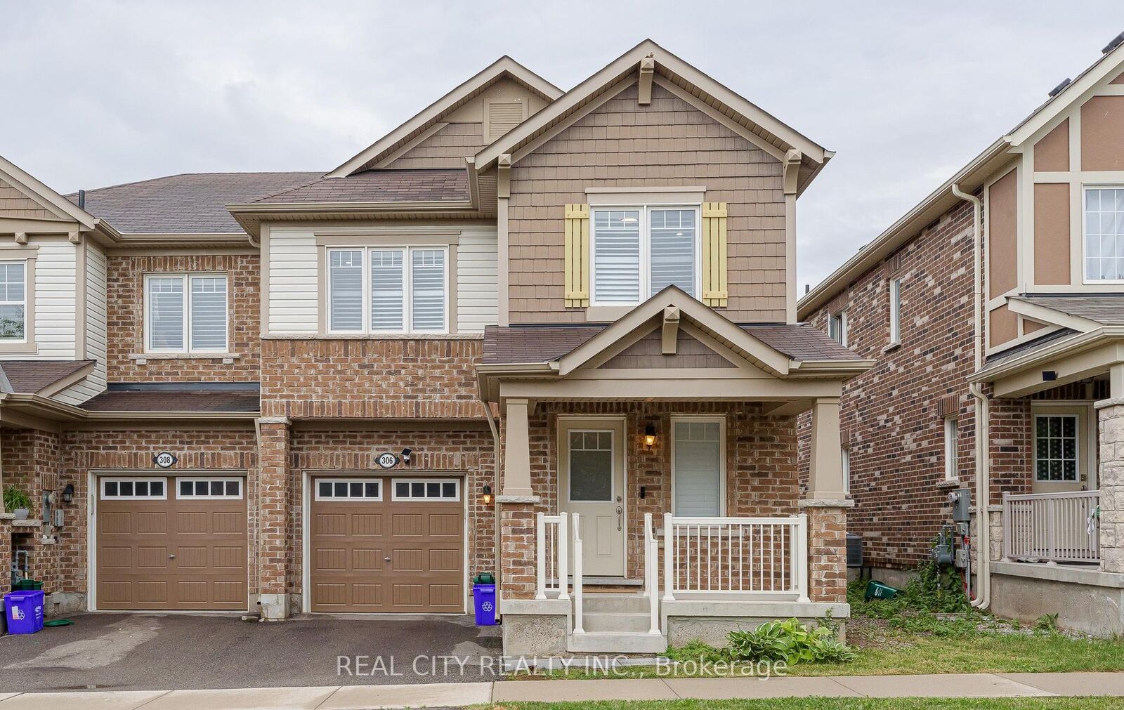 Property Photo: 306 Gillett Point N ON L9E 1C6