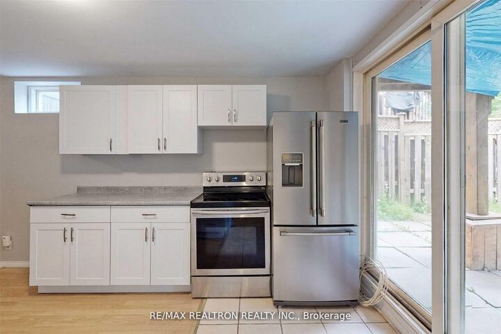 Property Photo:  1250 Dartmoor Street #Lower  ON L1K 2K2 