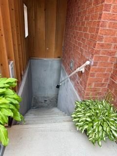 Property Photo:  930 Silversmith Drive Bsmt.  ON L5V 1E9 