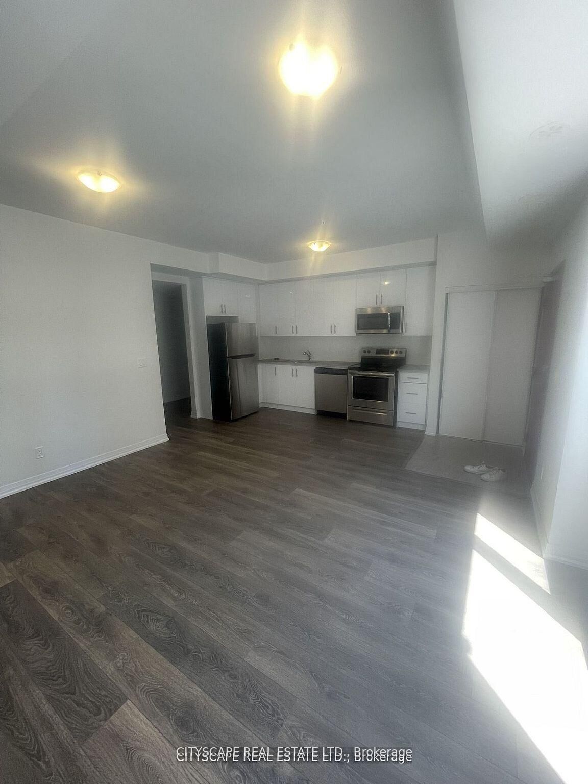 Photo de la propriété: 2635 William Jackson Drive 1304 ON L1X 0L5