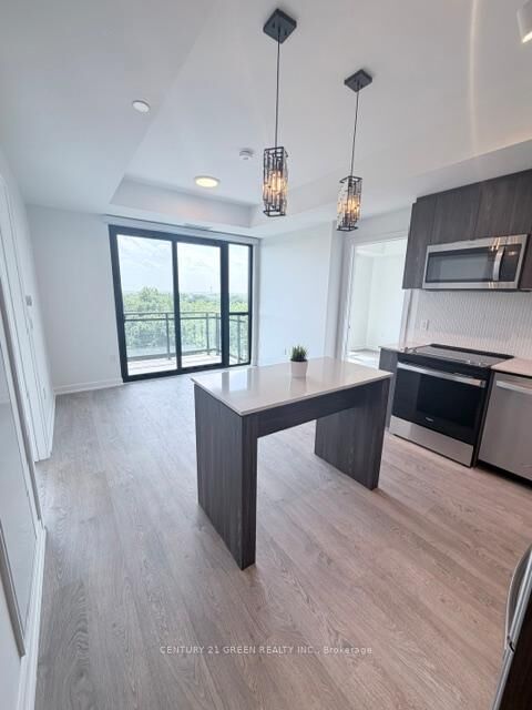 Property Photo:  740 Whitlock Avenue 721  ON L9E 2B2 