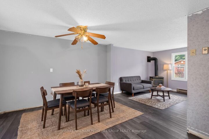 Property Photo:  857 Birchwood Drive  ON L4R 4Y3 