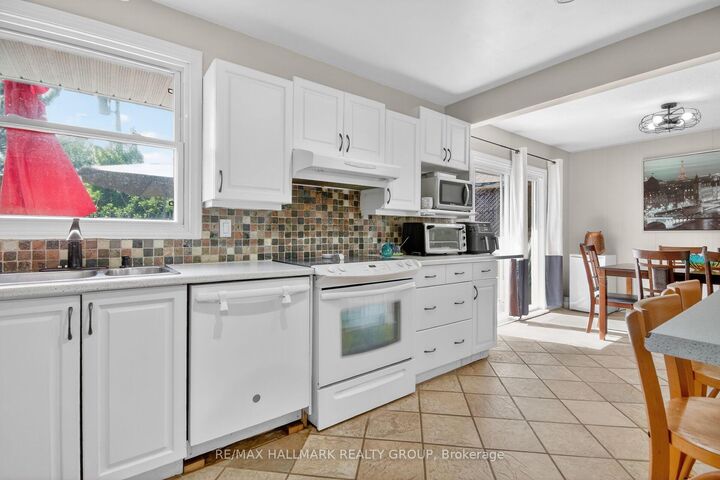 Property Photo:  2966 Linton Road  ON K1V 8H2 