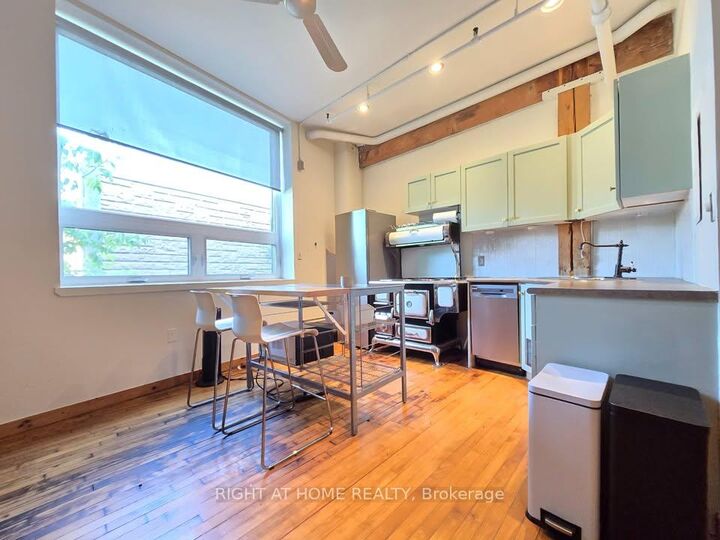 Property Photo:  121 Prescott Avenue 12  ON M6N 3G8 