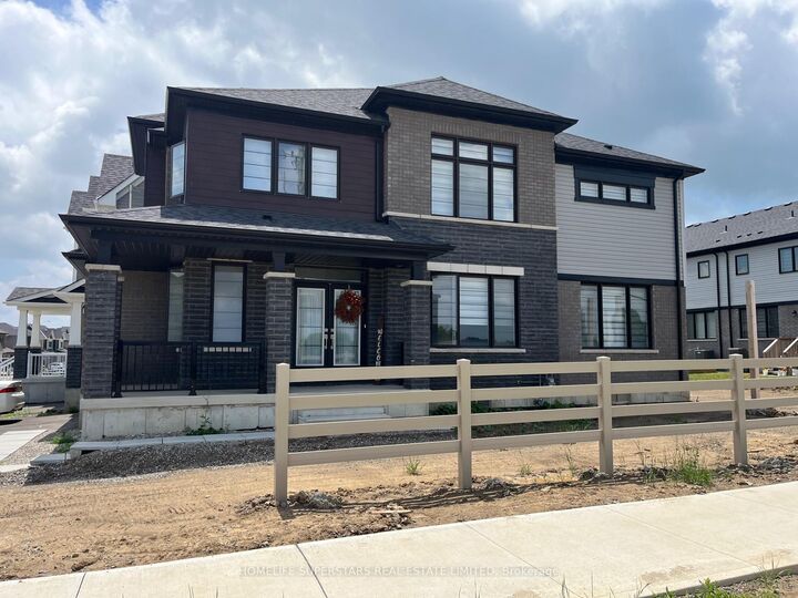 2 Stanley Avenue — photo 1