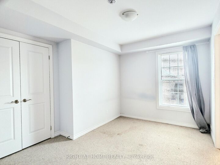 Property Photo: 246 Penetanguishene Road 1 ON L4M 7C2