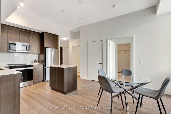 Property Photo:  55 Duke Street W 509  ON N2H 0C9 