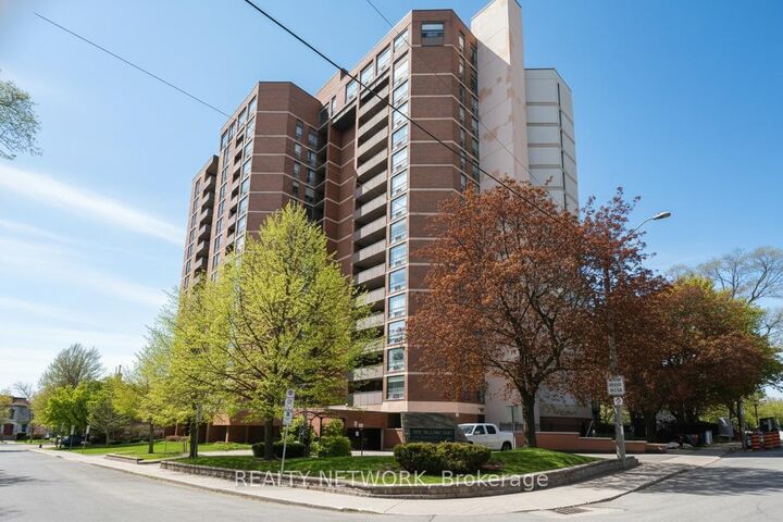 222 Jackson Street W 702 — photo 1