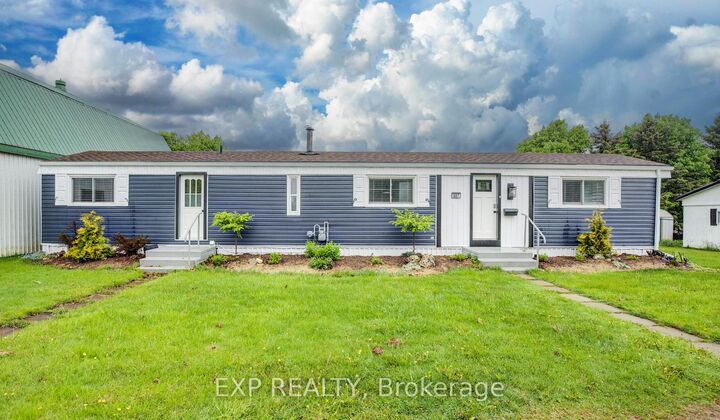 Property Photo: 84 Wellington Street S 7 ON N0G 1P0
