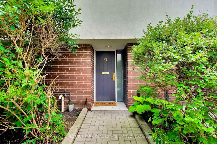 Property Photo: 396 Woodsworth Road 57 ON M2L 2T9