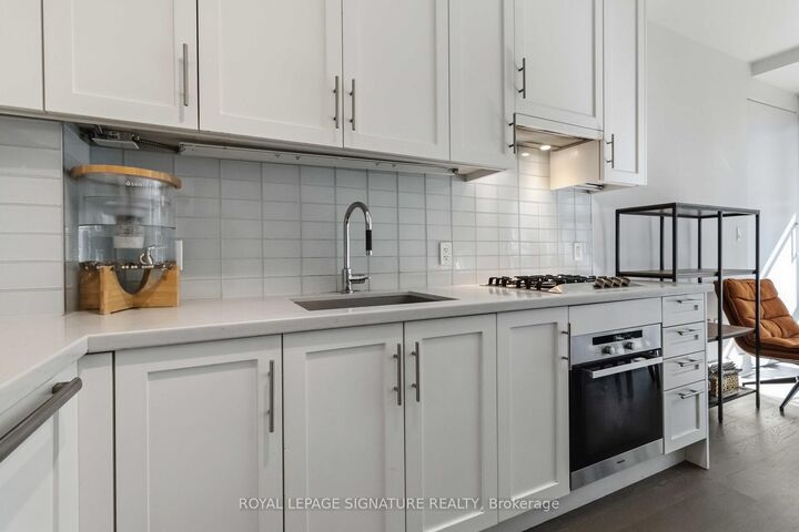 Property Photo: 29 Queens Quay E 518 ON M5E 0A4
