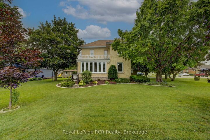 Property Photo:  210 St George Street  ON N0K 1N0 