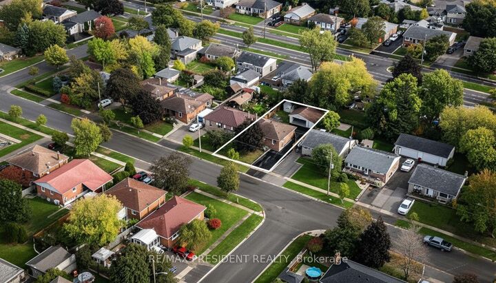 Property Photo: 163 Prince Charles Drive ON L7G 3W1