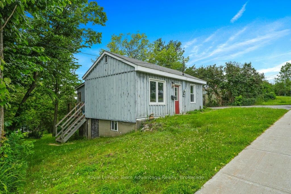Property Photo: 41 Emily Street ON P2A 2P6