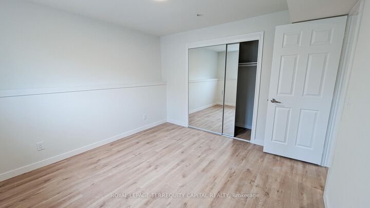 Property Photo: 34 McConkey Place Lower ON L4N 6H1