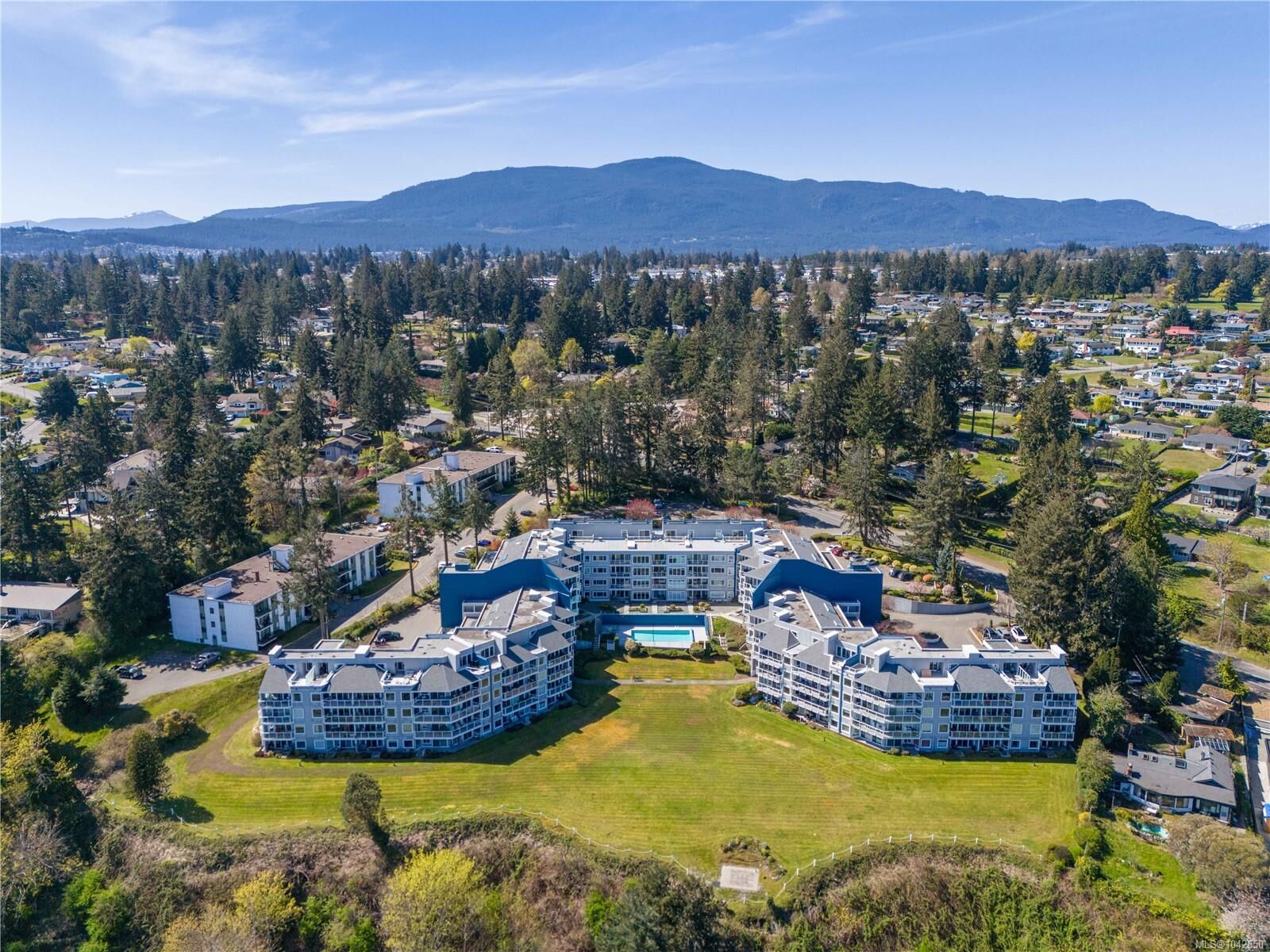 Property Photo: 2562 Departure Bay Rd #418 BC V9S 5P1