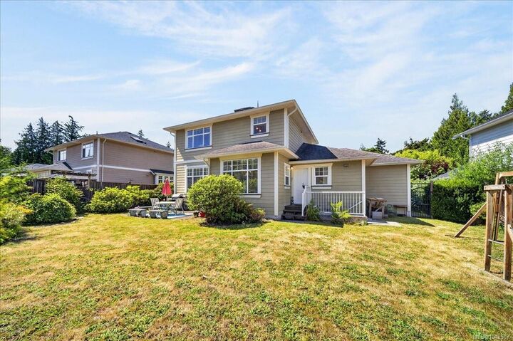 Property Photo: 6524 Stonewood Dr BC V9Z 0Y6