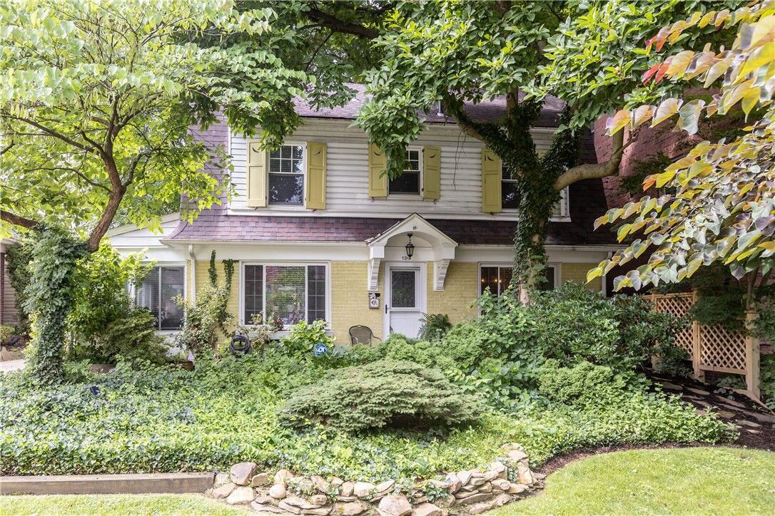 Property Photo:  120 Maple Ave  PA 15218 