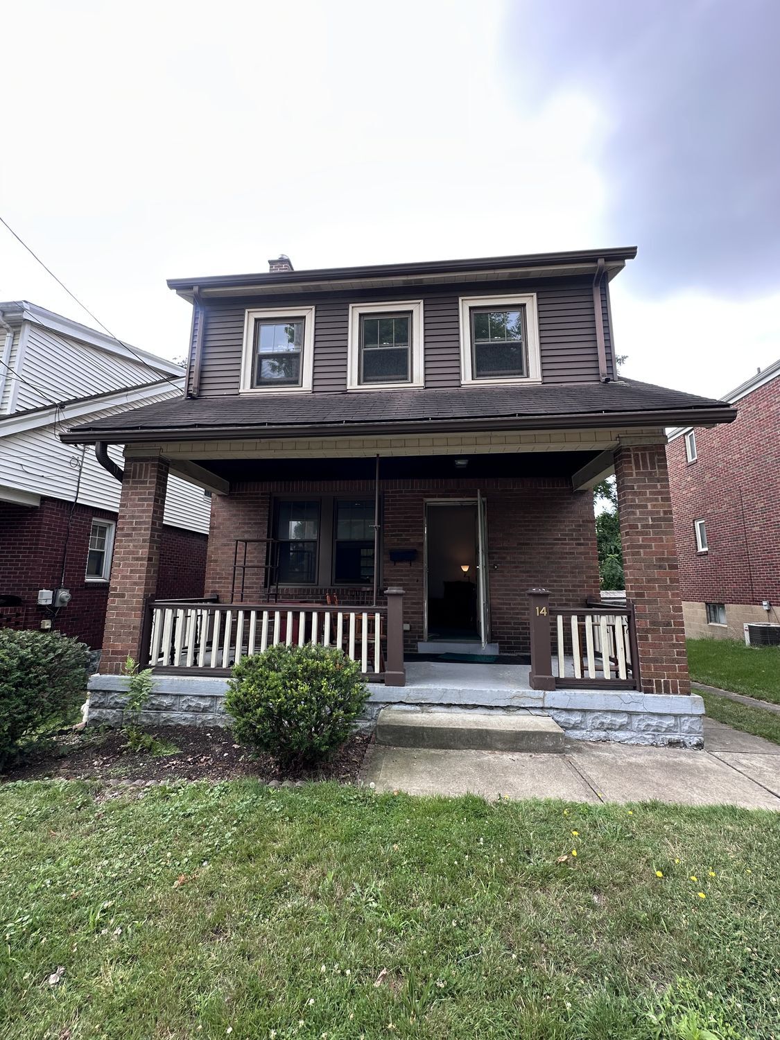 Property Photo: 14 E Orchard Avenue PA 15202