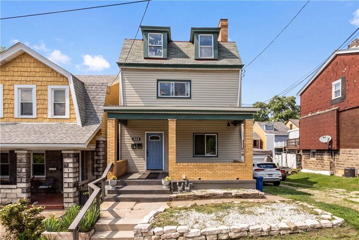 Property Photo:  425 Iberia Street 1  PA 15211 
