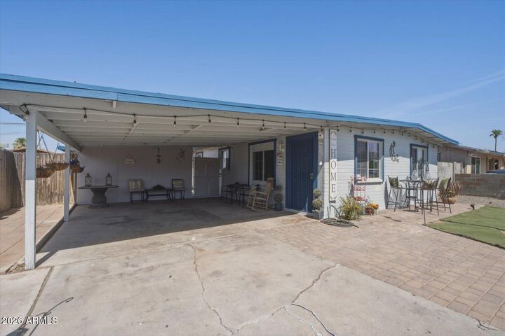 Property Photo: 5430 S 35th Avenue AZ 85041