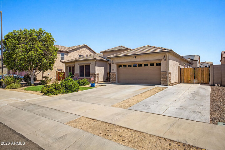 Property Photo:  16825 W Mohave Street  AZ 85338 